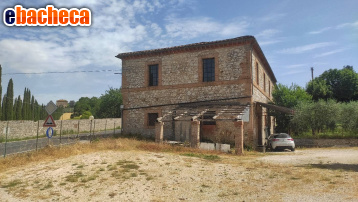 locale di sgombero in vendita ad Amelia