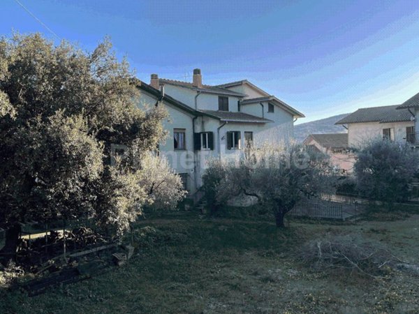 appartamento in vendita ad Amelia
