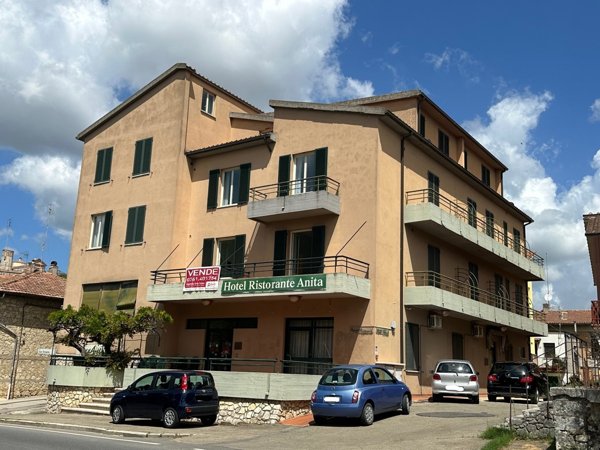 negozio in vendita ad Amelia