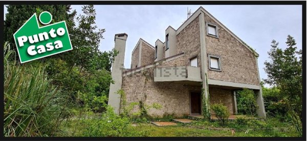 casa indipendente in vendita ad Amelia