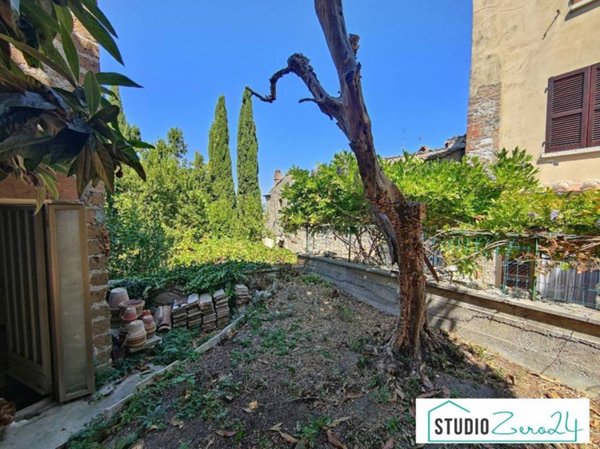 intera palazzina in vendita ad Amelia