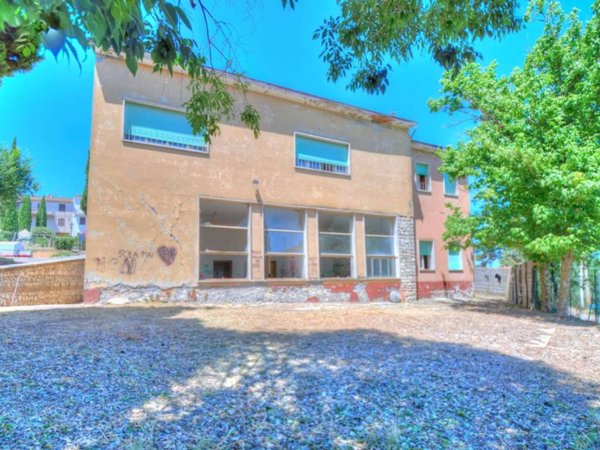 intera palazzina in vendita ad Amelia