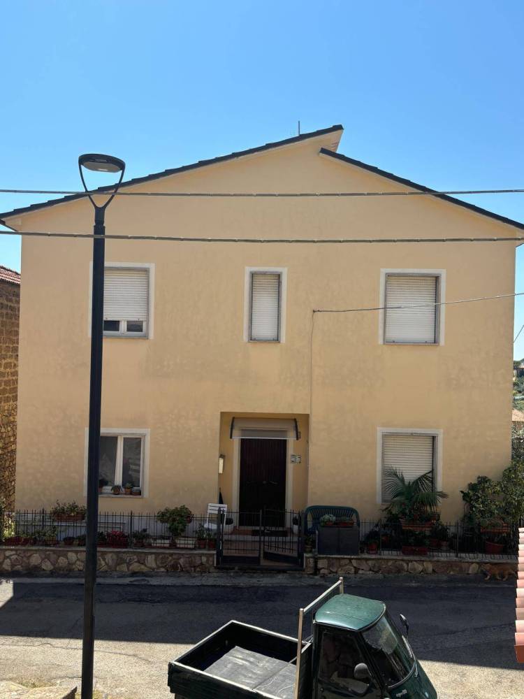 appartamento in vendita ad Amelia