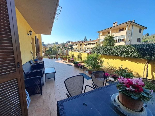 casa indipendente in vendita ad Amelia