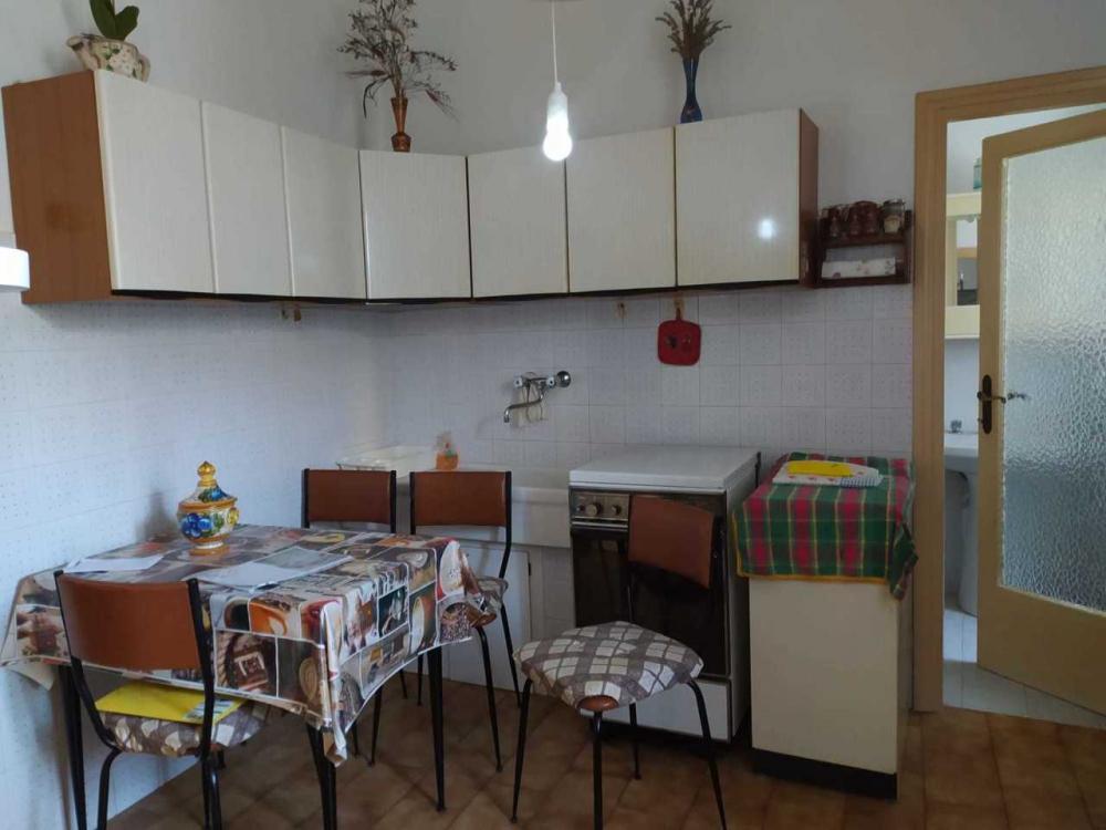 casa indipendente in vendita ad Amelia