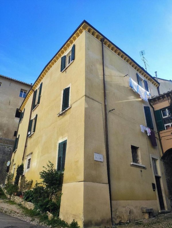 appartamento in vendita ad Amelia