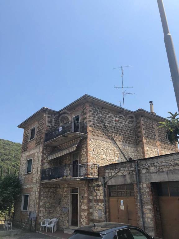 appartamento in vendita ad Amelia