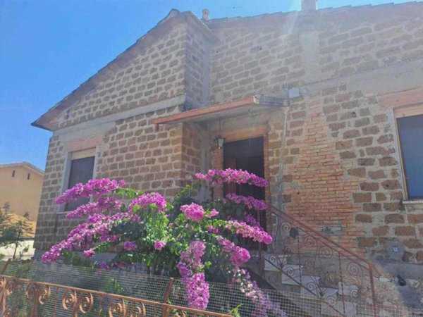 casa indipendente in vendita ad Amelia