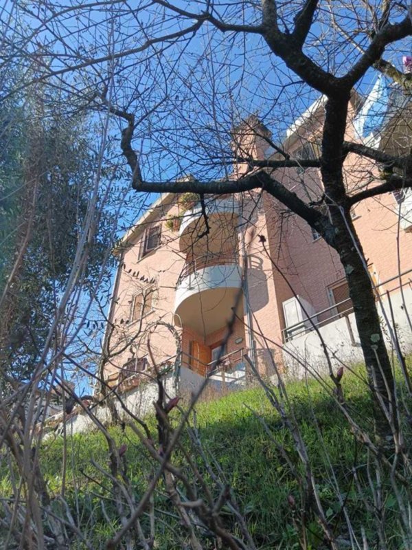 appartamento in vendita ad Amelia