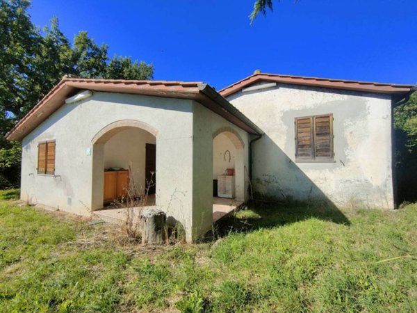 casa indipendente in vendita ad Amelia