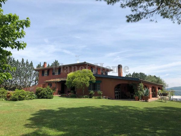 casa indipendente in vendita ad Amelia
