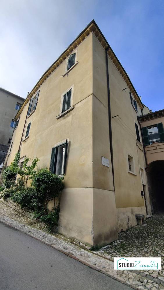 appartamento in vendita ad Amelia