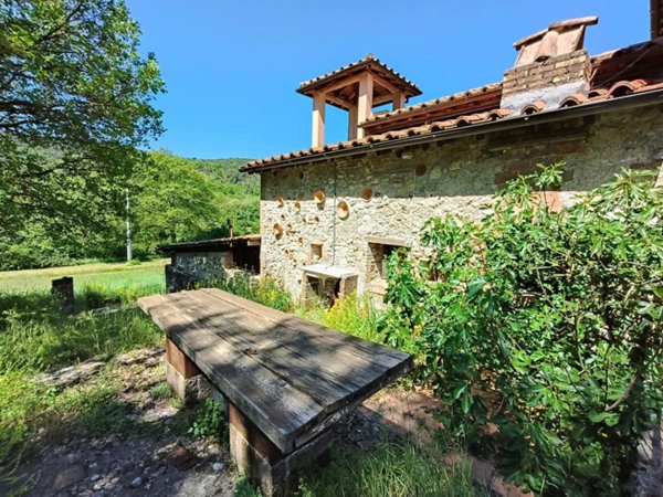 casa indipendente in vendita ad Amelia