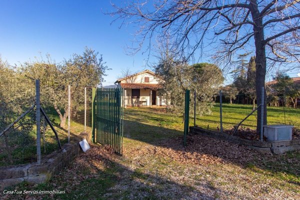 casa indipendente in vendita ad Amelia