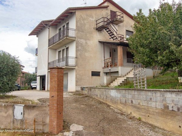 appartamento in vendita ad Amelia
