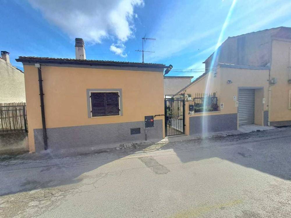 intera palazzina in vendita ad Amelia