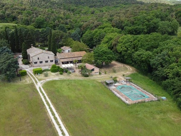 casa indipendente in vendita ad Amelia