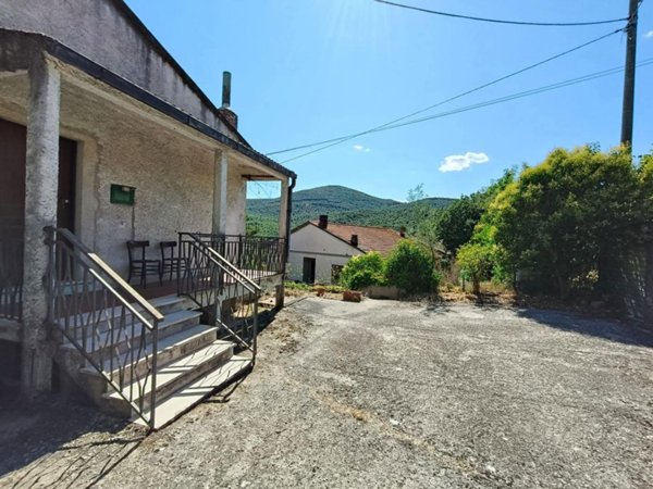 appartamento in vendita ad Amelia