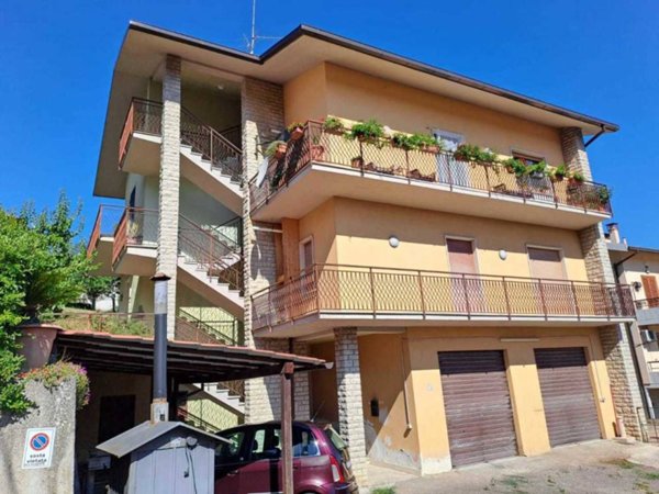 appartamento in vendita ad Amelia