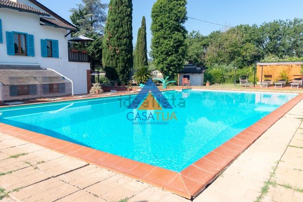 casa indipendente in vendita ad Amelia