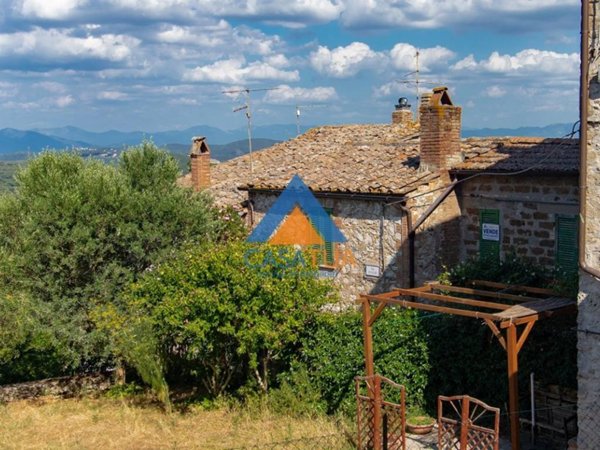 appartamento in vendita ad Amelia