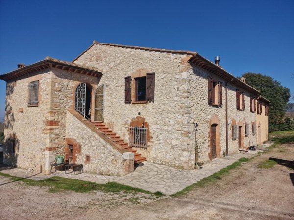 casa indipendente in vendita ad Amelia