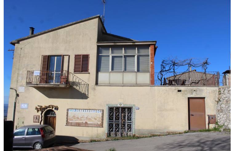 appartamento in vendita ad Amelia