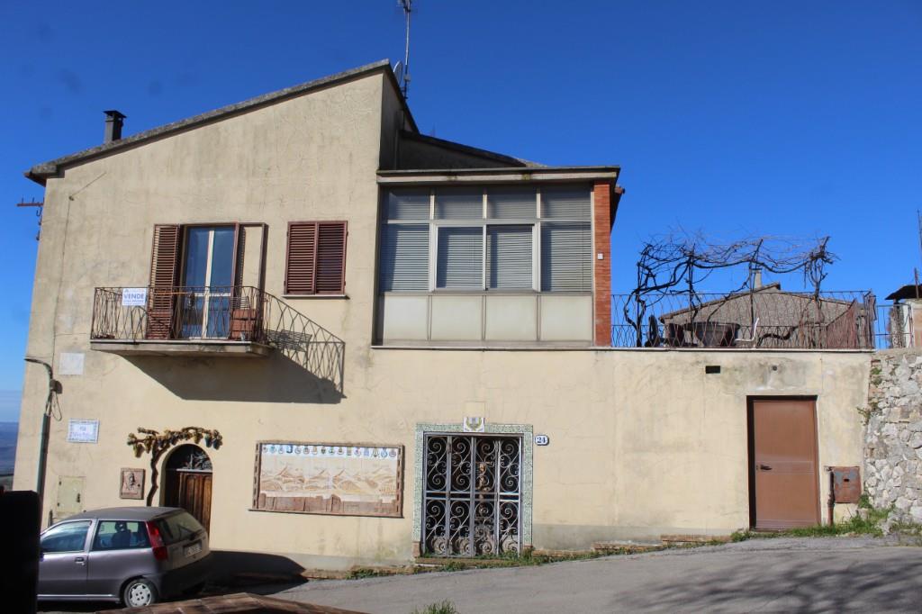 appartamento in vendita ad Amelia