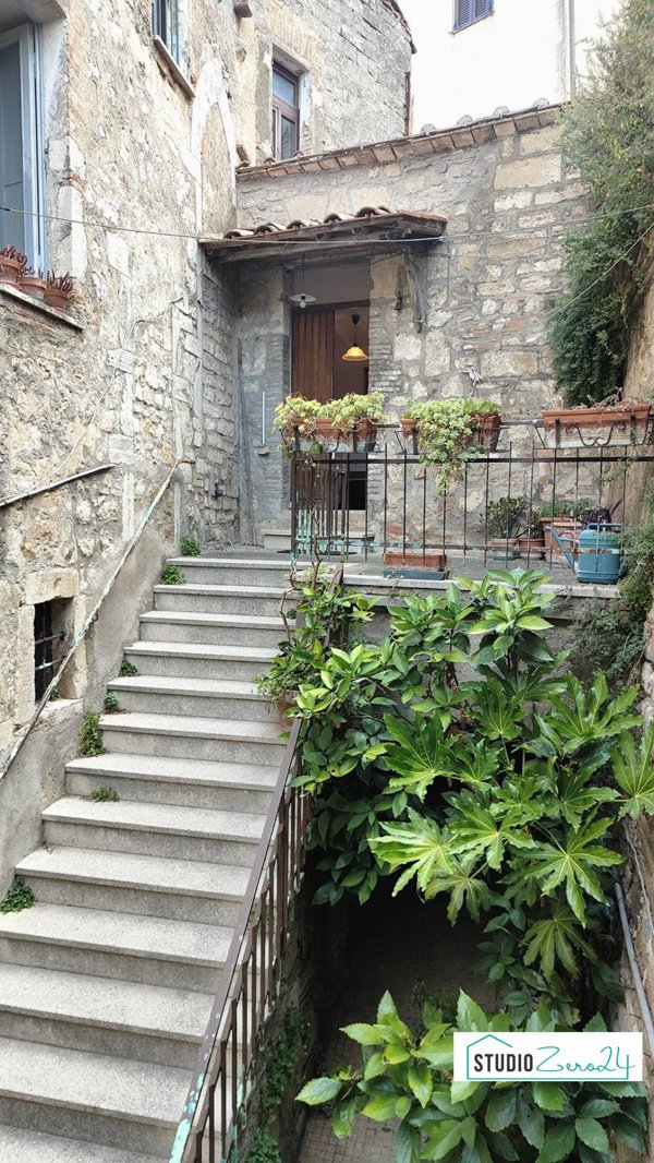 appartamento in vendita ad Amelia