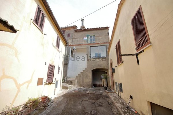 appartamento in vendita ad Amelia