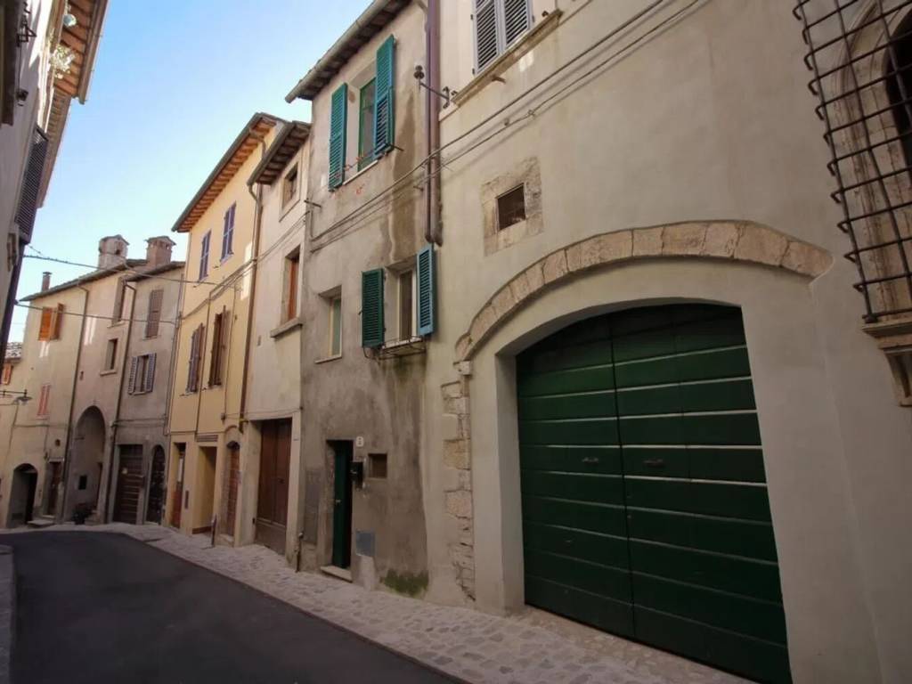 appartamento in vendita ad Amelia