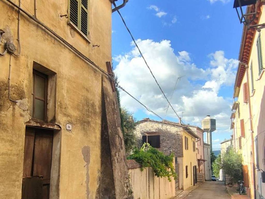appartamento in vendita ad Amelia
