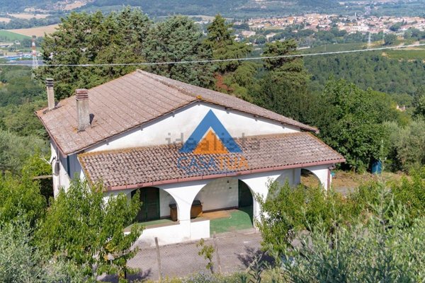 casa indipendente in vendita ad Amelia