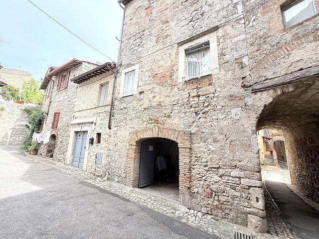 appartamento in vendita ad Amelia