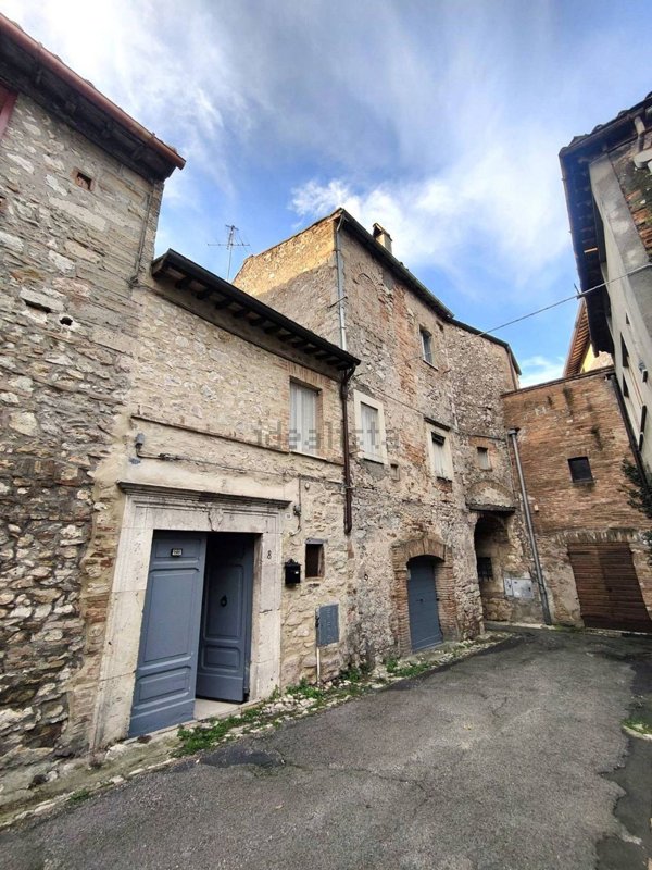 appartamento in vendita ad Amelia