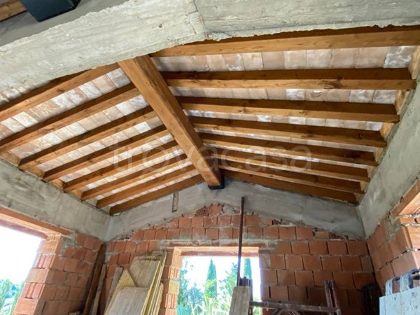 casa indipendente in vendita ad Amelia