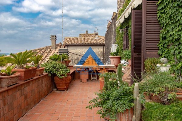 casa indipendente in vendita ad Amelia