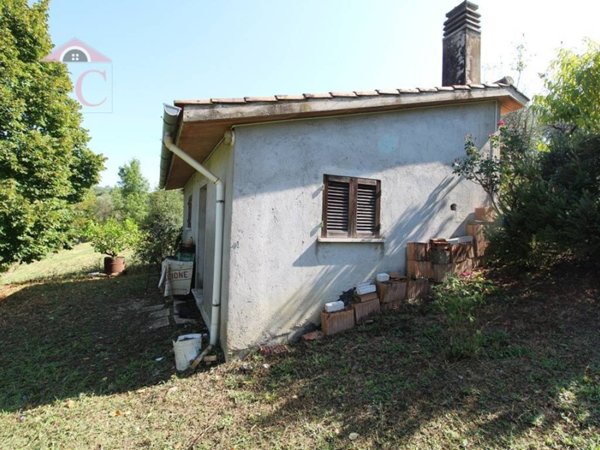 terreno edificabile in vendita ad Amelia