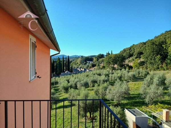 appartamento in vendita ad Amelia