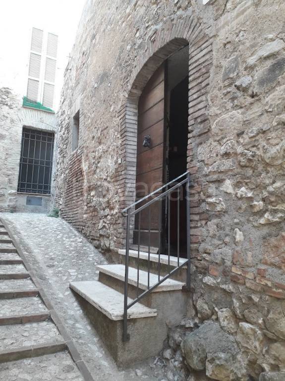 casa indipendente in vendita ad Amelia