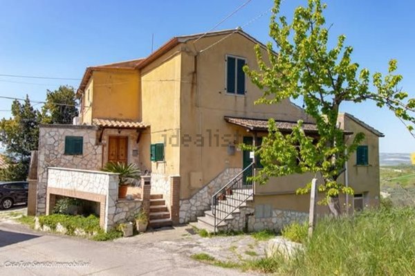 appartamento in vendita ad Amelia