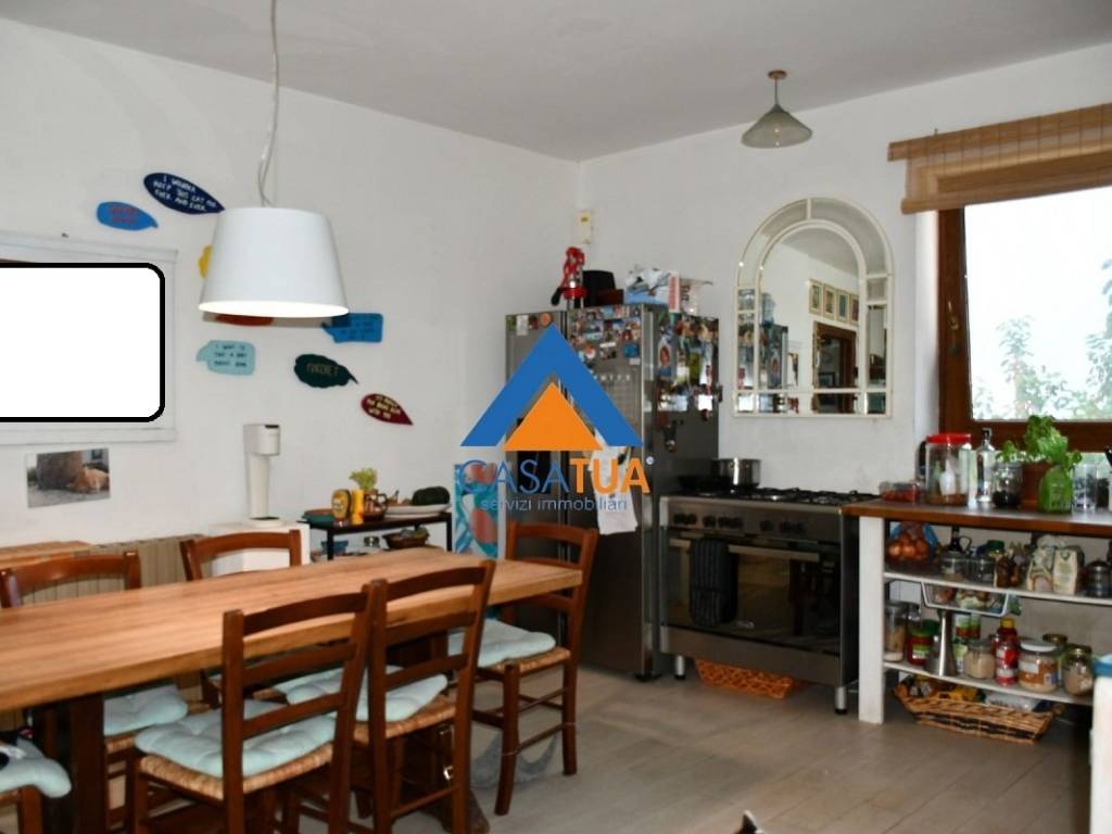 casa indipendente in vendita ad Amelia