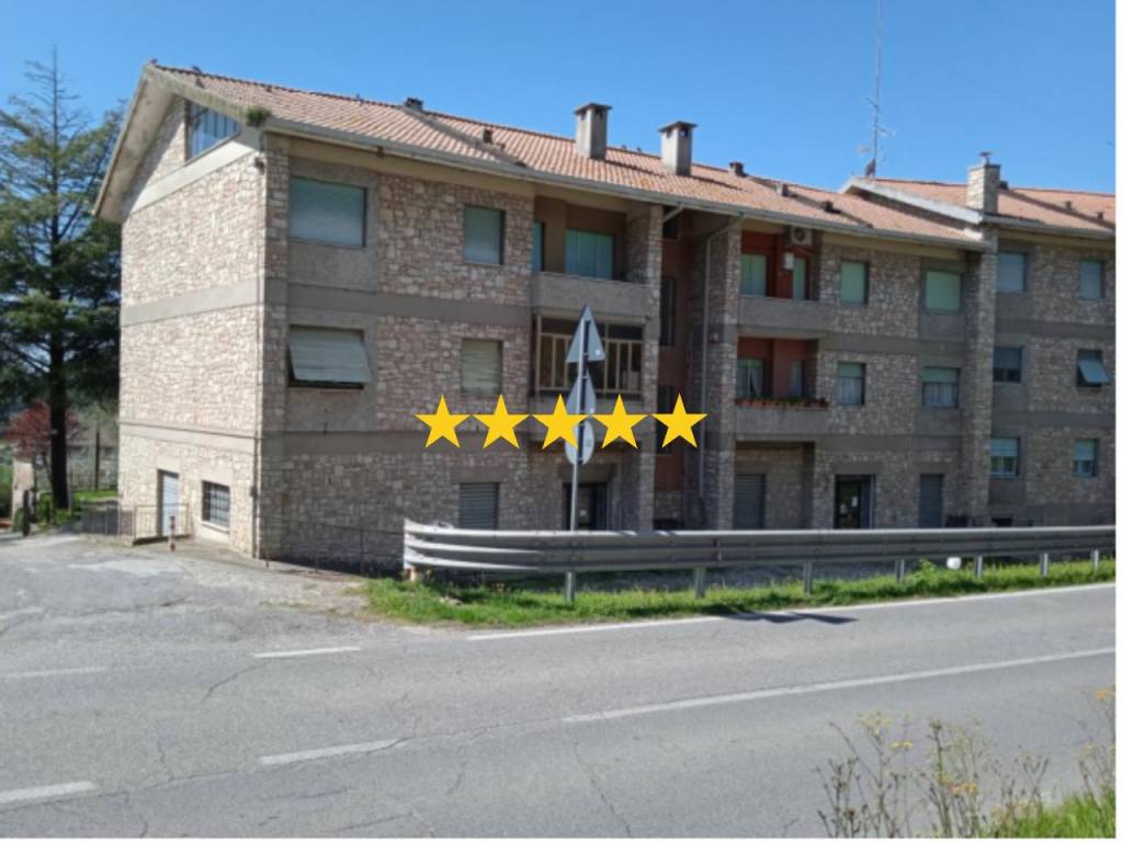 casa indipendente in vendita ad Amelia