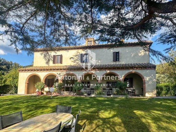 casa indipendente in vendita ad Amelia