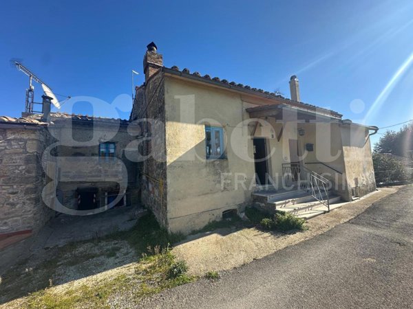 appartamento in vendita ad Amelia