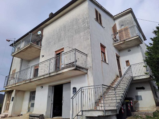 appartamento in vendita ad Amelia