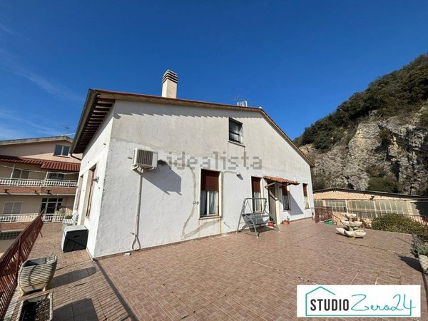 appartamento in vendita ad Amelia