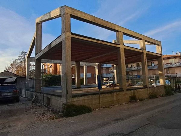 casa indipendente in vendita ad Amelia