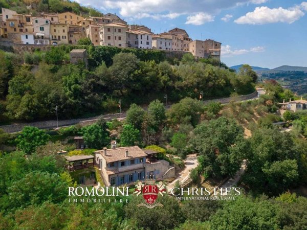 casa indipendente in vendita ad Amelia