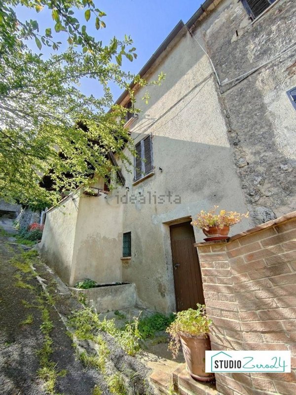 appartamento in vendita ad Amelia